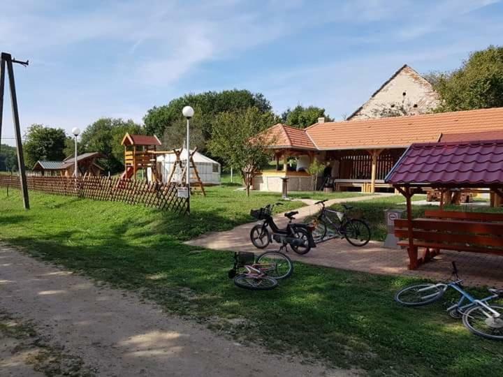 Nomád jurta Zalakaros mellett Zalamerenye Exterior foto